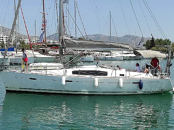 Beneteau Oceanis 40