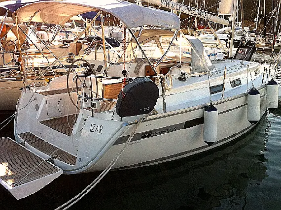 Bavaria Cruiser 32