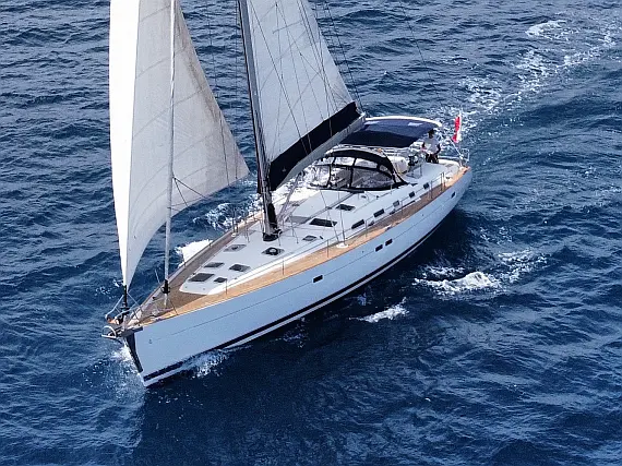Oceanis 523
