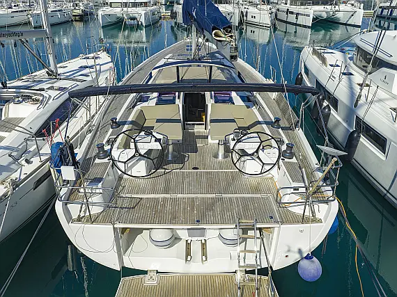 Hanse 575