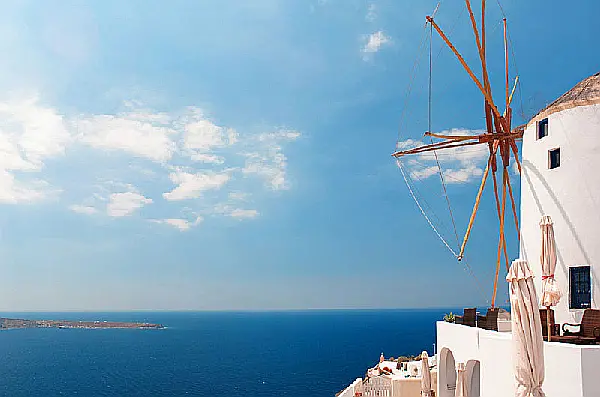 Yachtcharter Kykladen © Mstyslav Chernov CC BY-SA 3.0