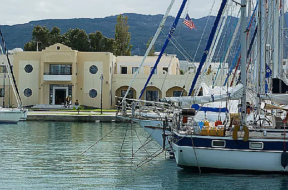  © kosmarina.gr