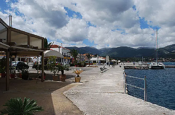  © by Jean Housen CC BY-SA 3.0