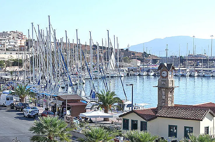 Yachtcharter Lavrion, Main Port © olympicyachting.com