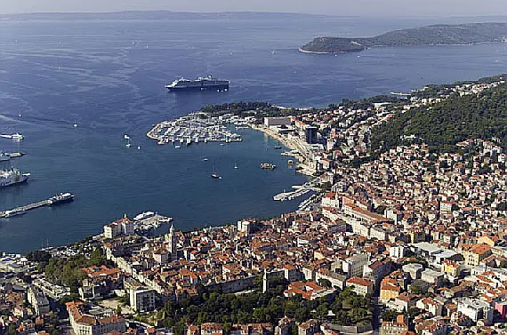  ©aci-marinas.com