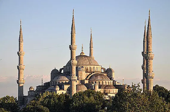  © by Moonik CC BY-SA 3.0